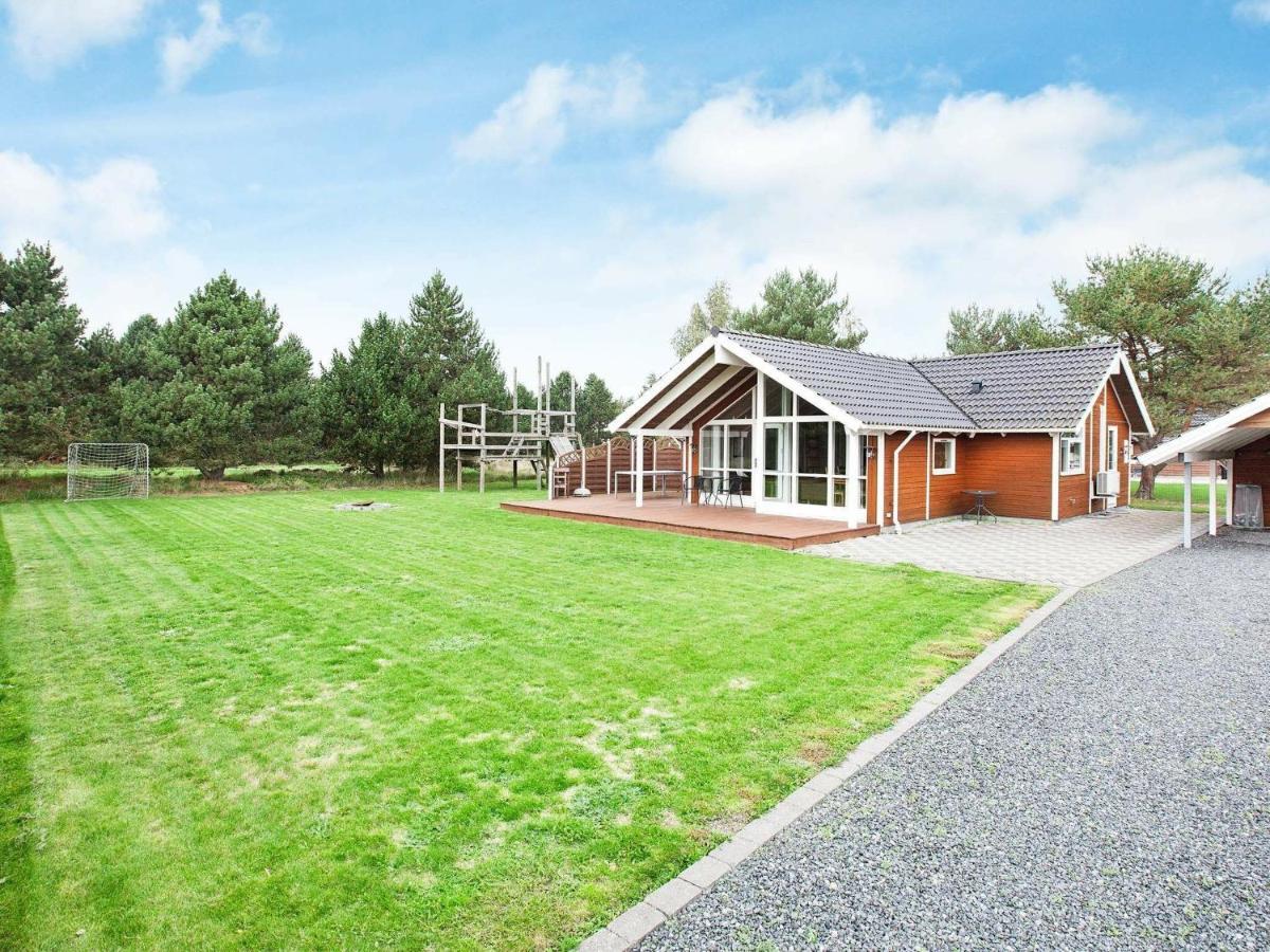 Three-Bedroom Holiday Home In Rodby 38 Kramnitse Exterior photo